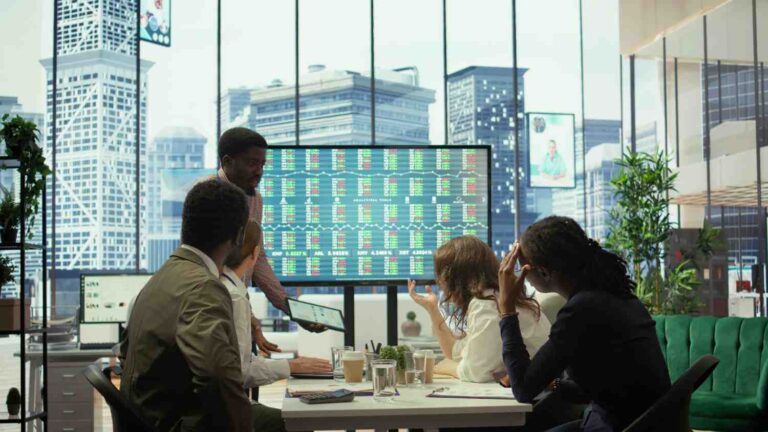 Build a Strong IT Infrastructure for Smarter Business Growth