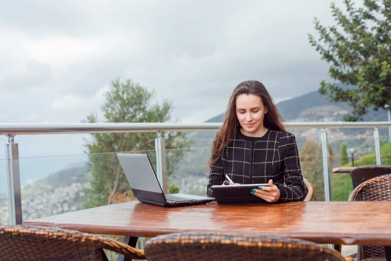 Work From Anywhere with 3CX: Empowering Modern Business Communication