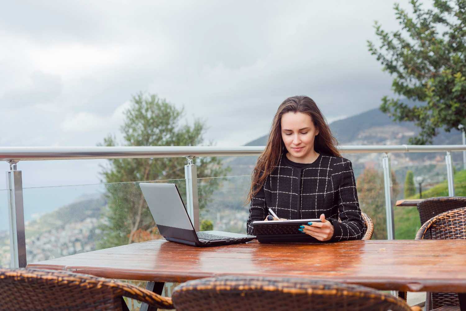 Work From Anywhere with 3CX: Empowering Modern Business Communication