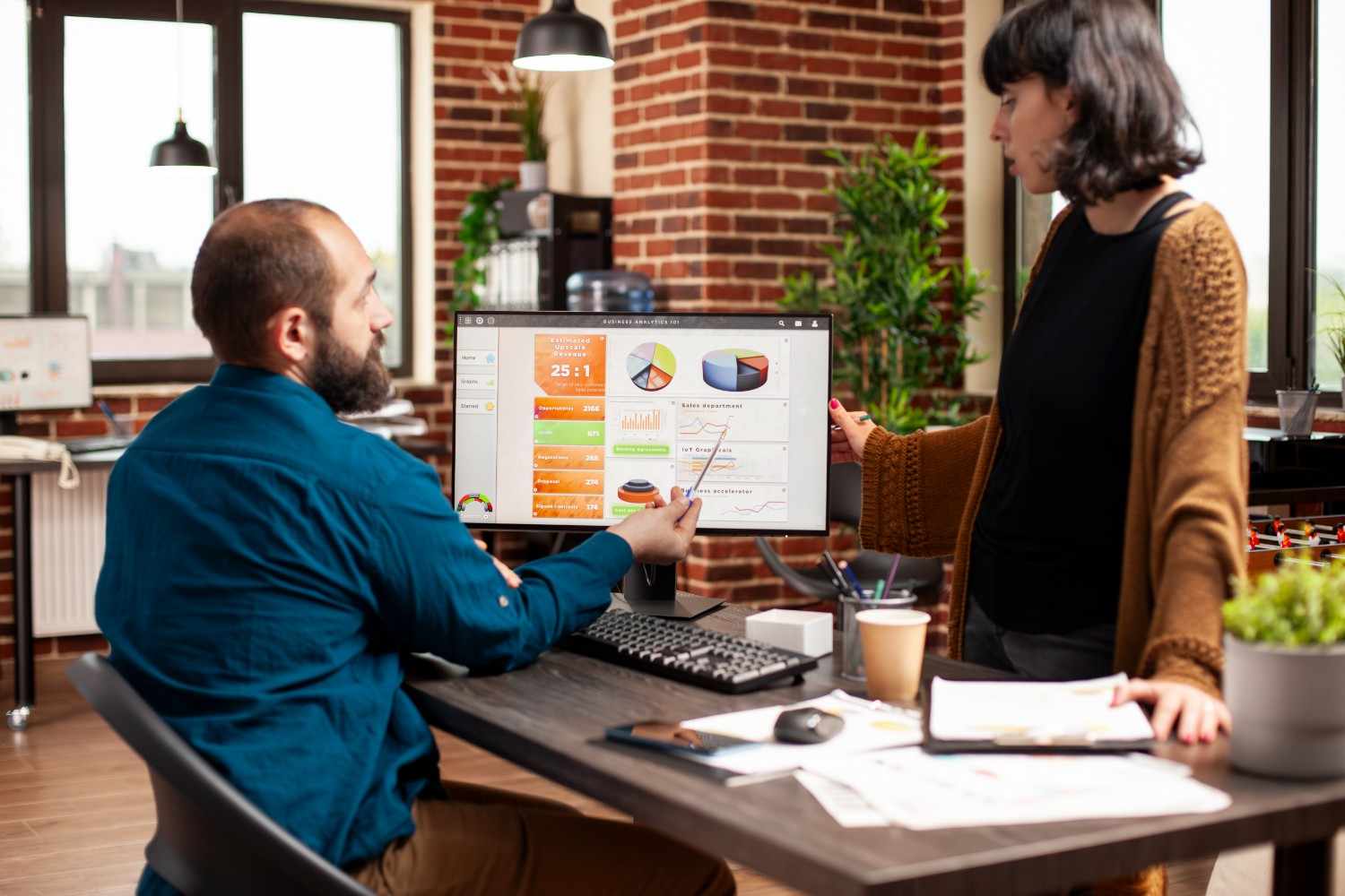 Digital transformation is no longer optional for businesses aiming to achieve long-term growth, agility, and competitiveness. Microsoft 365 provides a comprehensive suite of cloud-based tools that help organizations enhance productivity, streamline collaboration, strengthen security, and support flexible work environments.
